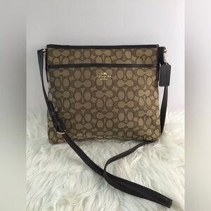 Coach khaki crossbody